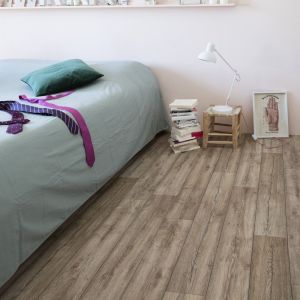 FFHM606MA Wood Effect Anti Slip Vinyl Flooring